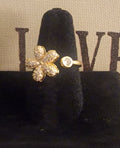 Flower bling ring (Adjustable) image 0