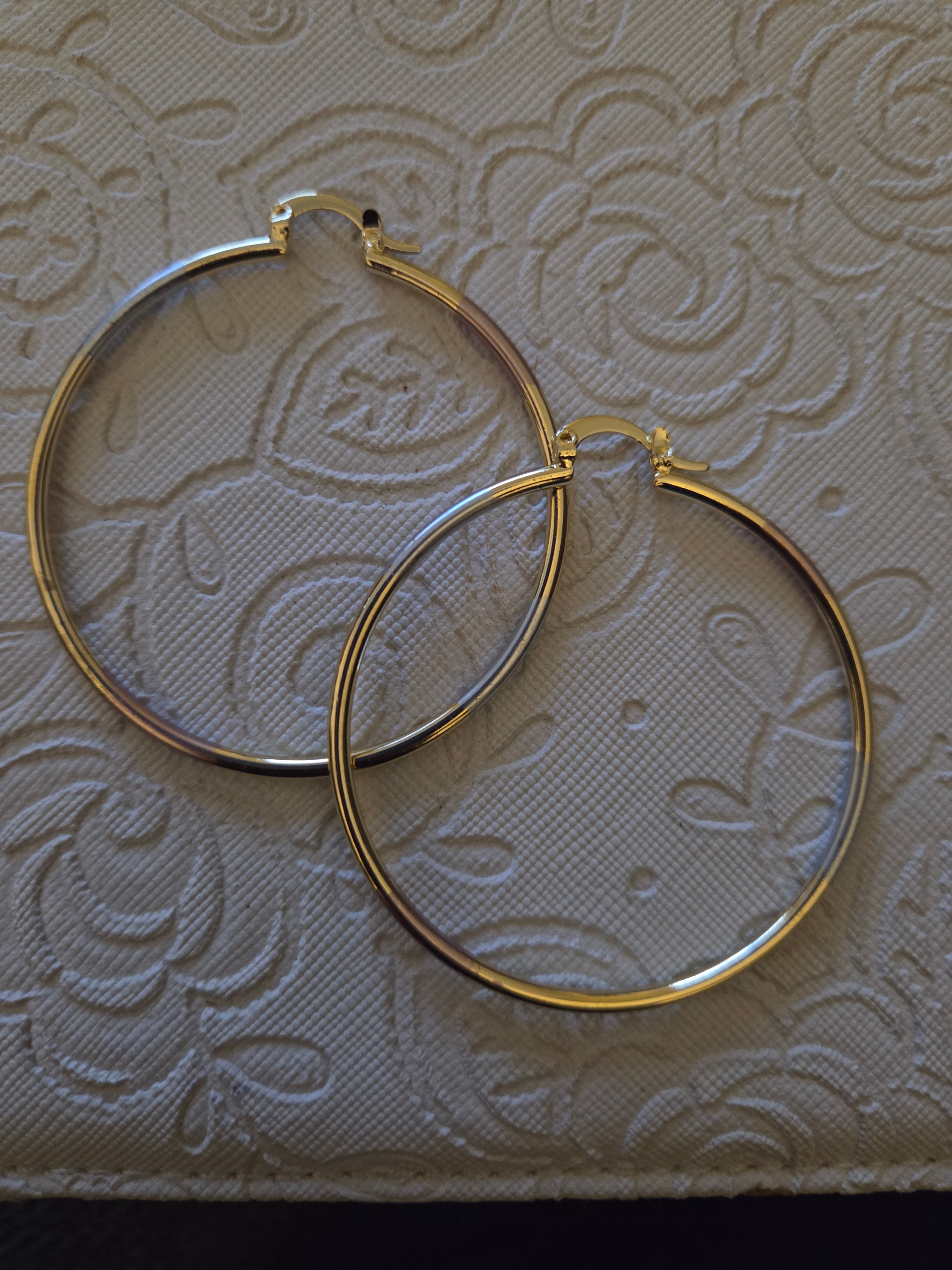 Thin medium tri color hoops