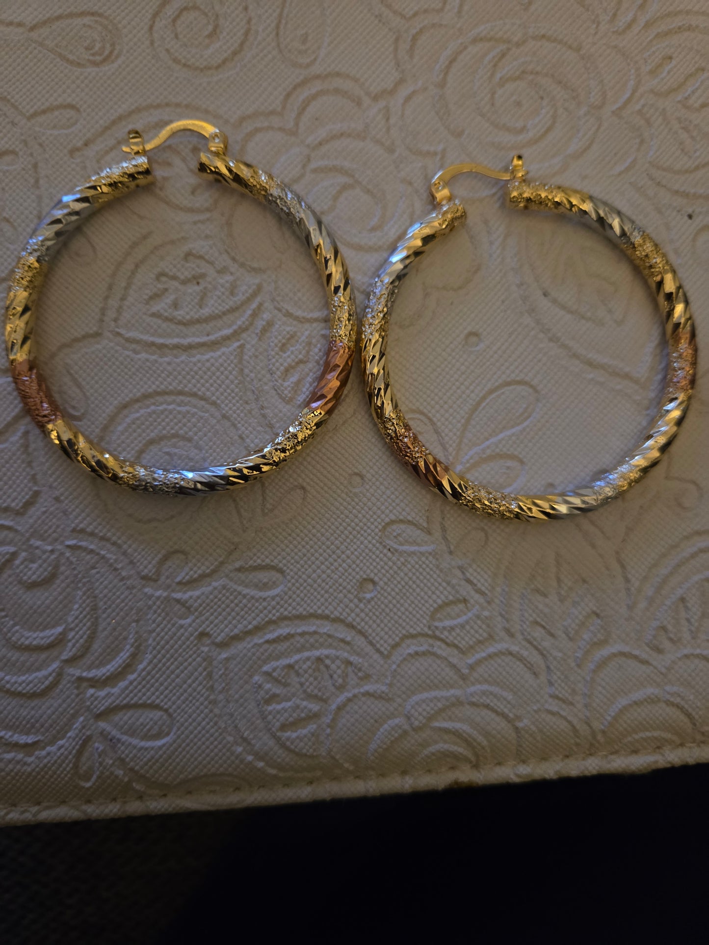 Medium thick tri color hoops