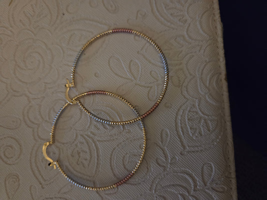 Medium thin tri color hoops