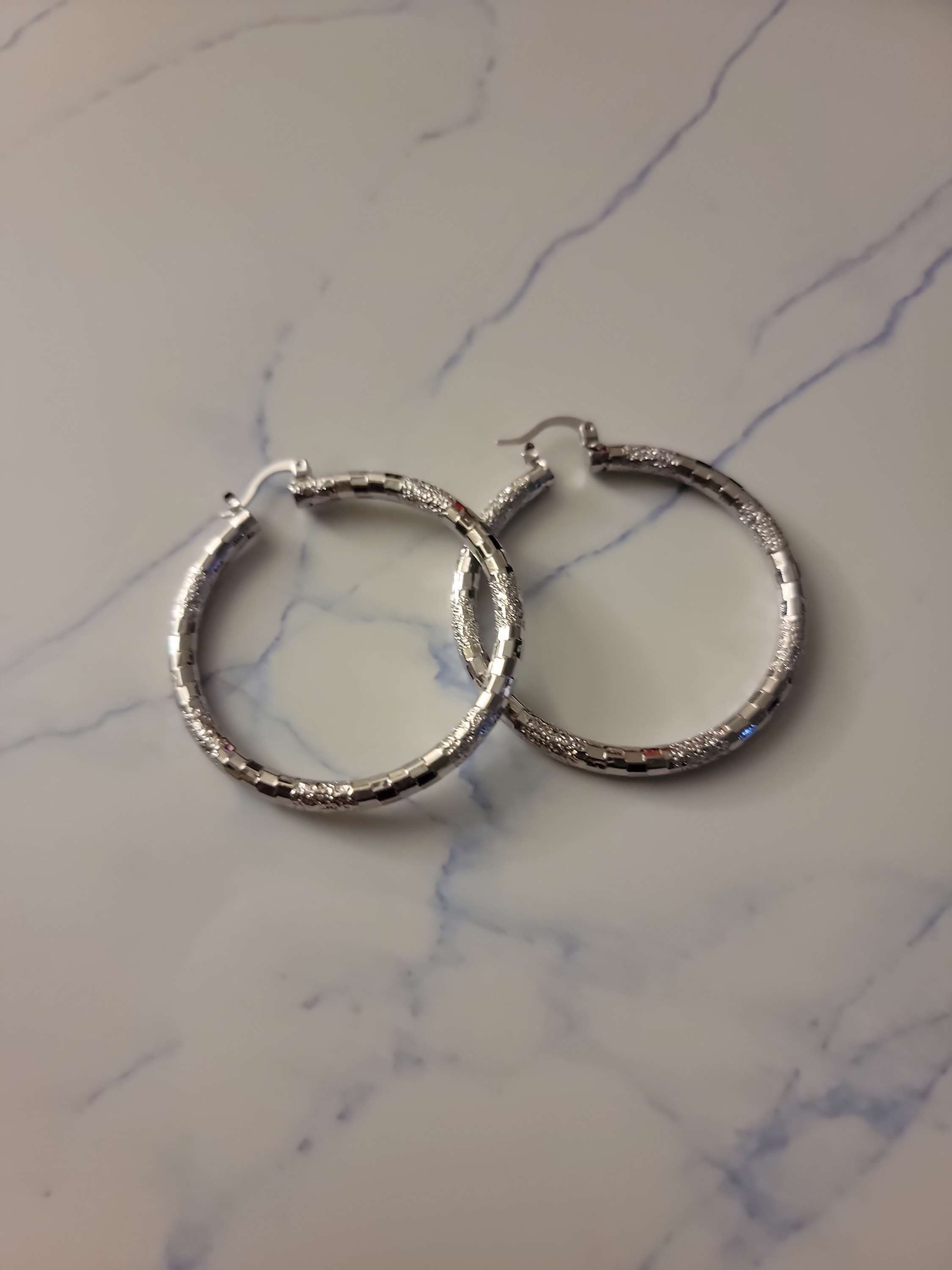 Etched 2.0 hoop image 2