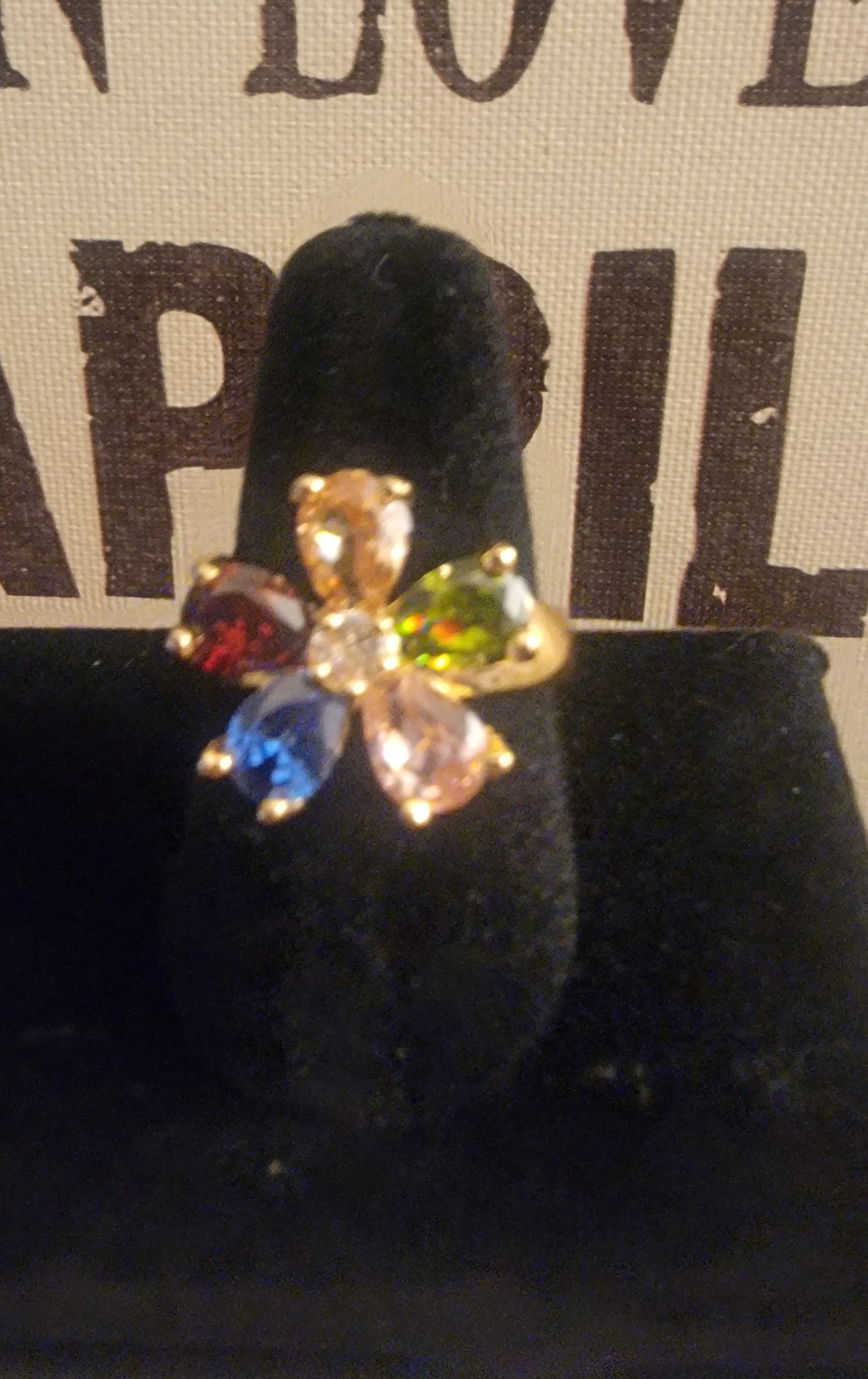 Flower color ring  image 1